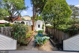 3217 Reservoir Rd NW, Washington, DC 20007 - Photo 26