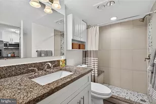 2201 L St NW, Washington, DC 20037 - Photo 16