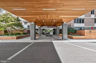 2939 Van Ness St NW, Washington, DC 20008 - Photo 36