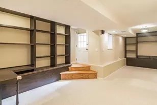 1319 35th St NW, Washington, DC 20007 - Photo 10