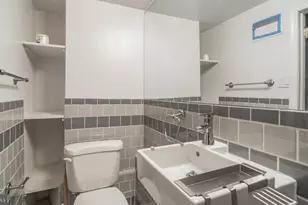 1319 35th St NW, Washington, DC 20007 - Photo 12