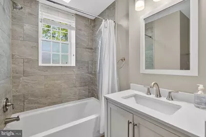 133 7th Street SE #1, Washington, DC 20003 - Photo 12