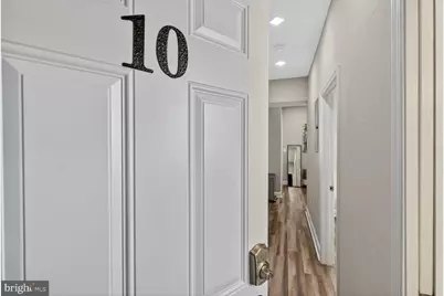 133 7th Street SE #10, Washington, DC 20003 - Photo 4