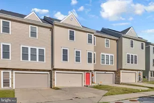 437 Woodcrest Dr SE, Washington, DC 20032 - Photo 2