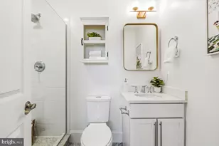 321 18th St SE, Washington, DC 20003 - Photo 24