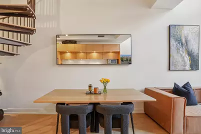 1515 15th Street NW #206, Washington, DC 20005 - Photo 4