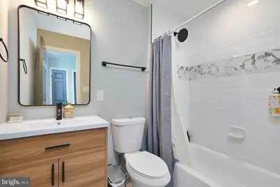 2425 Skyland Place SE, Washington, DC 20020 - Photo 32