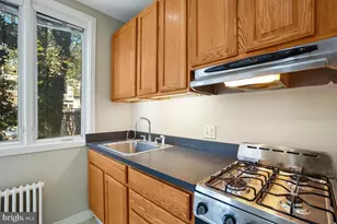 2256 Cathedral Ave NW, Washington, DC 20008 - Photo 16