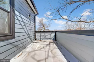 1121 48th Pl NE, Washington, DC 20019 - Photo 2