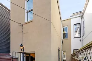 1218 G St SE, Washington, DC 20003 - Photo 16