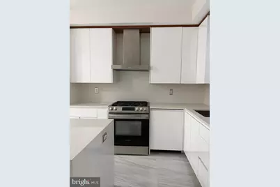 726 Roxboro Place NW, Washington, DC 20011 - Photo 4