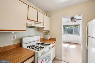 3900 Tunlaw Rd NW, Washington, DC 20007 - Photo 6