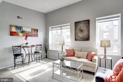 2422 17th Street NW #301, Washington, DC 20009 - Photo 2