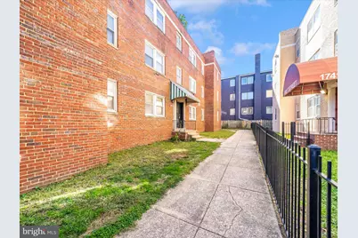 1745 T Street SE, Washington, DC 20020 - Photo 10