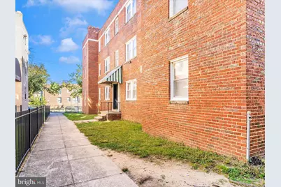 1745 T Street SE, Washington, DC 20020 - Photo 4