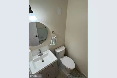 633 18th Street NE, Washington, DC 20002 - Photo 8