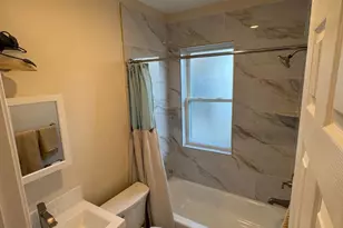 633 18th St NE, Washington, DC 20002 - Photo 14