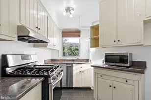 2500 Q St NW, Washington, DC 20007 - Photo 4