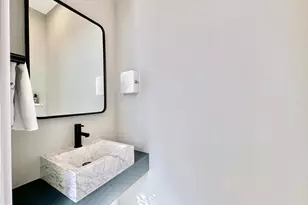 85 R St NW, Washington, DC 20001 - Photo 4