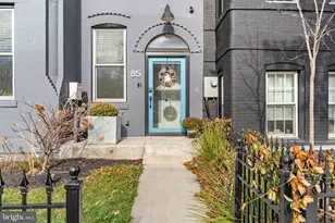 85 R St NW, Washington, DC 20001 - Photo 2