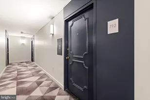 1325 18th St NW, Washington, DC 20036 - Photo 4