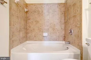 1391 Pennsylvania Ave. SE, Washington, DC 20003 - Photo 20