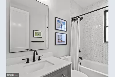 910 8th Street NE, Washington, DC 20002 - Photo 22