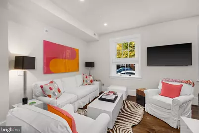 1305 30th Street NW #106, Washington, DC 20007 - Photo 2