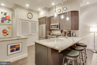 1310 12th Street NW #2, Washington, DC 20005 - Photo 6