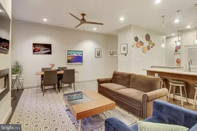 1310 12th Street NW #2, Washington, DC 20005 - Photo 4