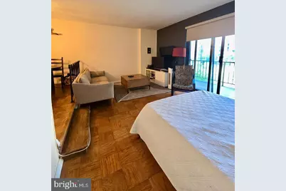 2201 L Street NW #820, Washington, DC 20037 - Photo 4