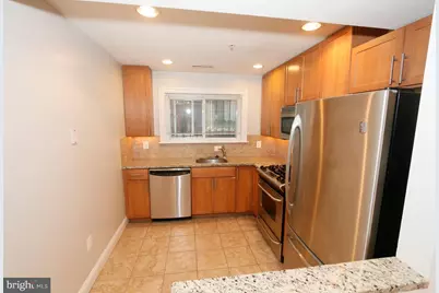 1901 Lincoln Road NE #101, Washington, DC 20002 - Photo 2
