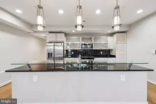 241 R St NE, Washington, DC 20002 - Photo 12