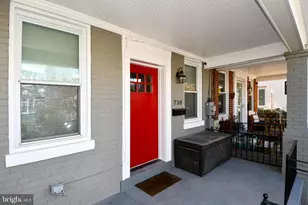 730 Roxboro Pl NW, Washington, DC 20011 - Photo 2