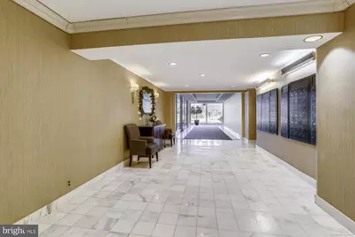 4201 Cathedral NW #407W, Washington, DC 20016 - Photo 6