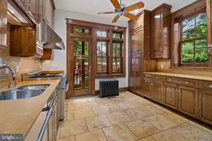 1120 East Capitol St NE, Washington, DC 20002 - Photo 24