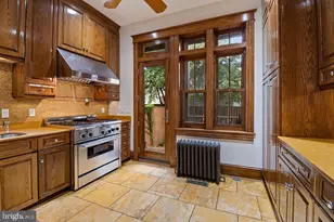 1120 East Capitol St NE, Washington, DC 20002 - Photo 26