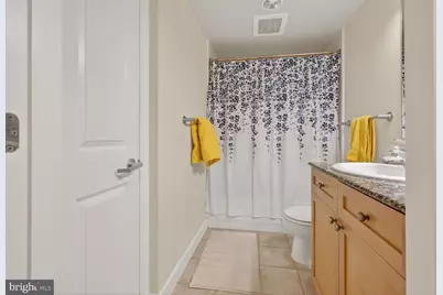 777 7th Street NW #526, Washington, DC 20001 - Photo 8