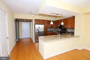 1025 1st St SE, Washington, DC 20003 - Photo 2