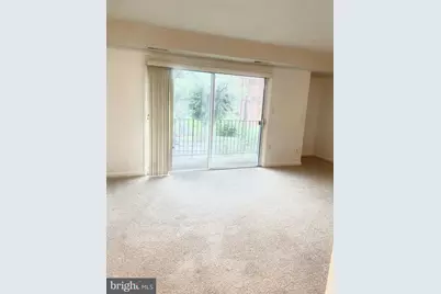 625 Chesapeake Street SE #205, Washington, DC 20032 - Photo 2