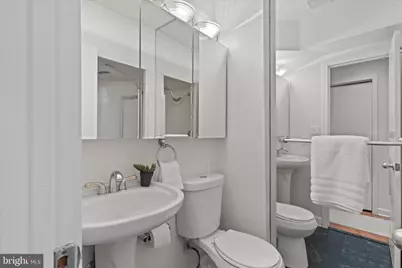 2744 Woodley Place NW, Washington, DC 20008 - Photo 18