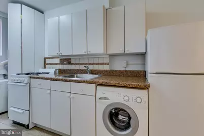 81 Q Street SW, Washington, DC 20024 - Photo 16