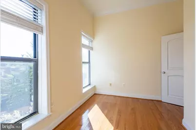 1437 Spring Road NW #32, Washington, DC 20010 - Photo 4