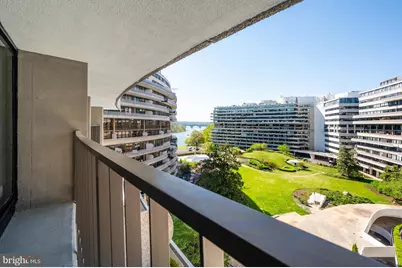 2500 Virginia Ave NW #714/715, Washington, DC 20037 - Photo 38