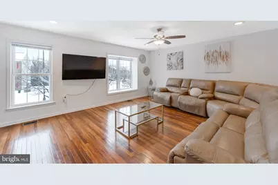 2 Knox Circle SE, Washington, DC 20020 - Photo 16