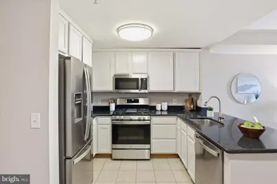 355 I Street SW #311, Washington, DC 20024 - Photo 8