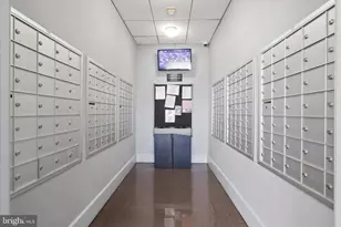 355 I Street SW, Washington, DC 20024 - Photo 32