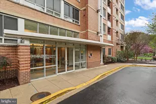 355 I Street SW, Washington, DC 20024 - Photo 26