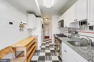 4201 Cathedral Ave NW, Washington, DC 20016 - Photo 18