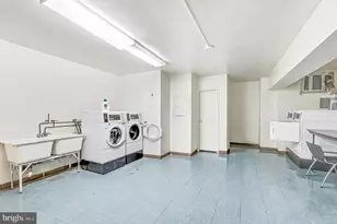 4201 Cathedral Ave NW, Washington, DC 20016 - Photo 30